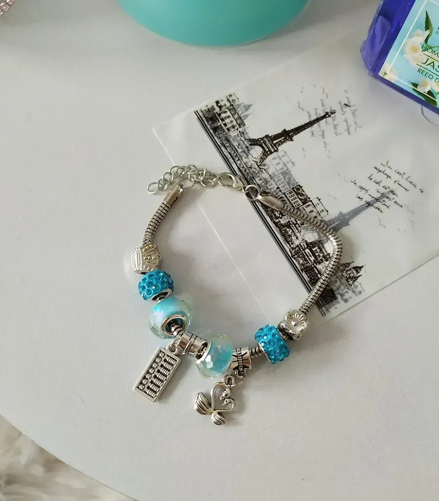 Dámsky náramok s príveskami Silver love blue