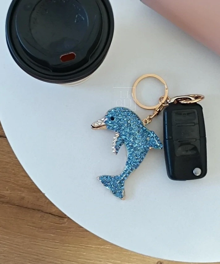Dámska kľúčenka s príveskom Delfín blue