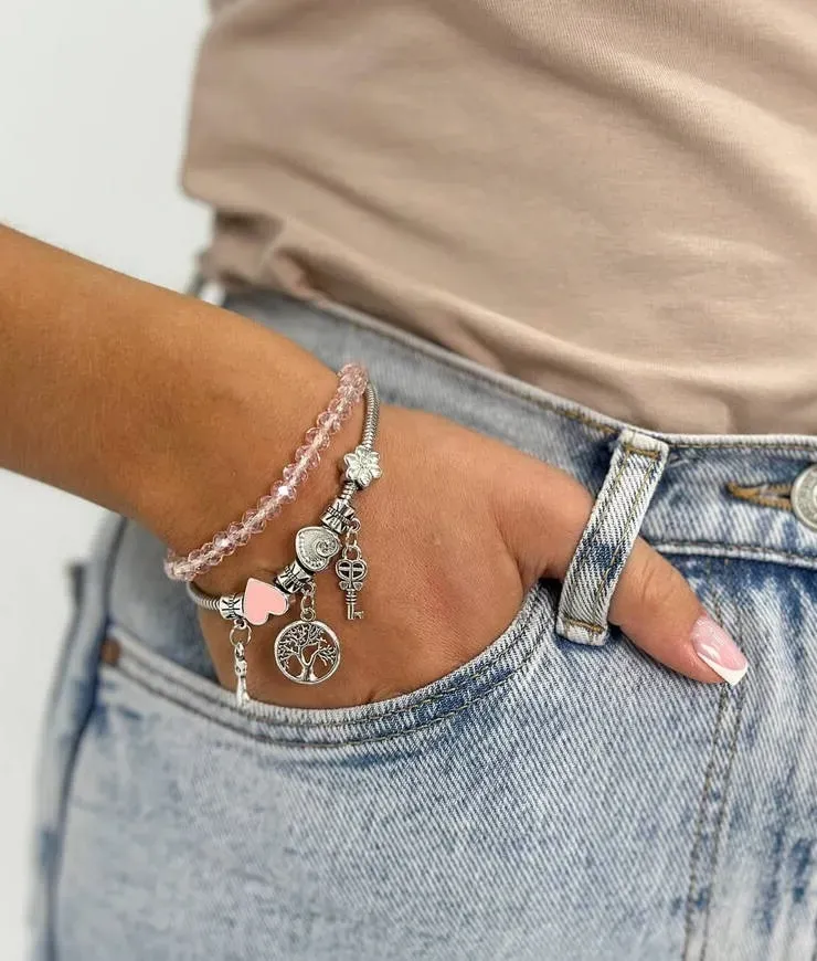 Set dvoch dámskych náramkov s príveskami Silver Love