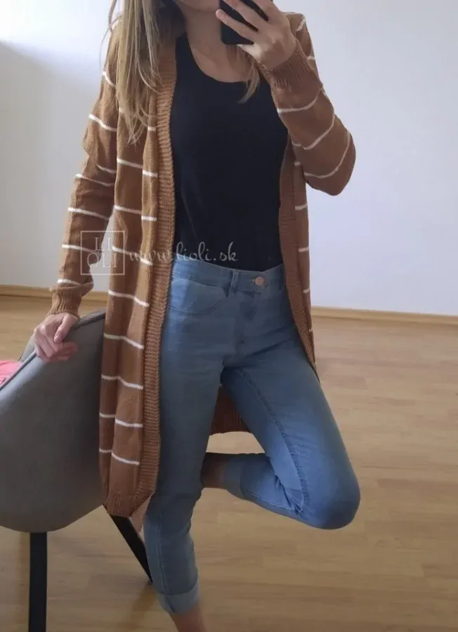 Páskovaný pletený sveter DUNI camel