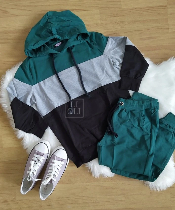 Dámska camel súprava s kapucňou Tricolor